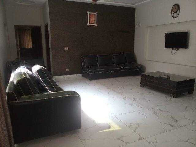 1 Kanal Furnished HOUSE AVAILABLE FOR In DHA PHASE 8 PARK VIEW