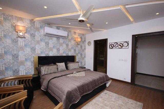 2 Kanal Beautiful Bungalow With basement For Rent in Raya