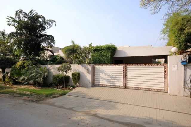 1 Kanal Single Story House for Rent in Phase 2 DHA