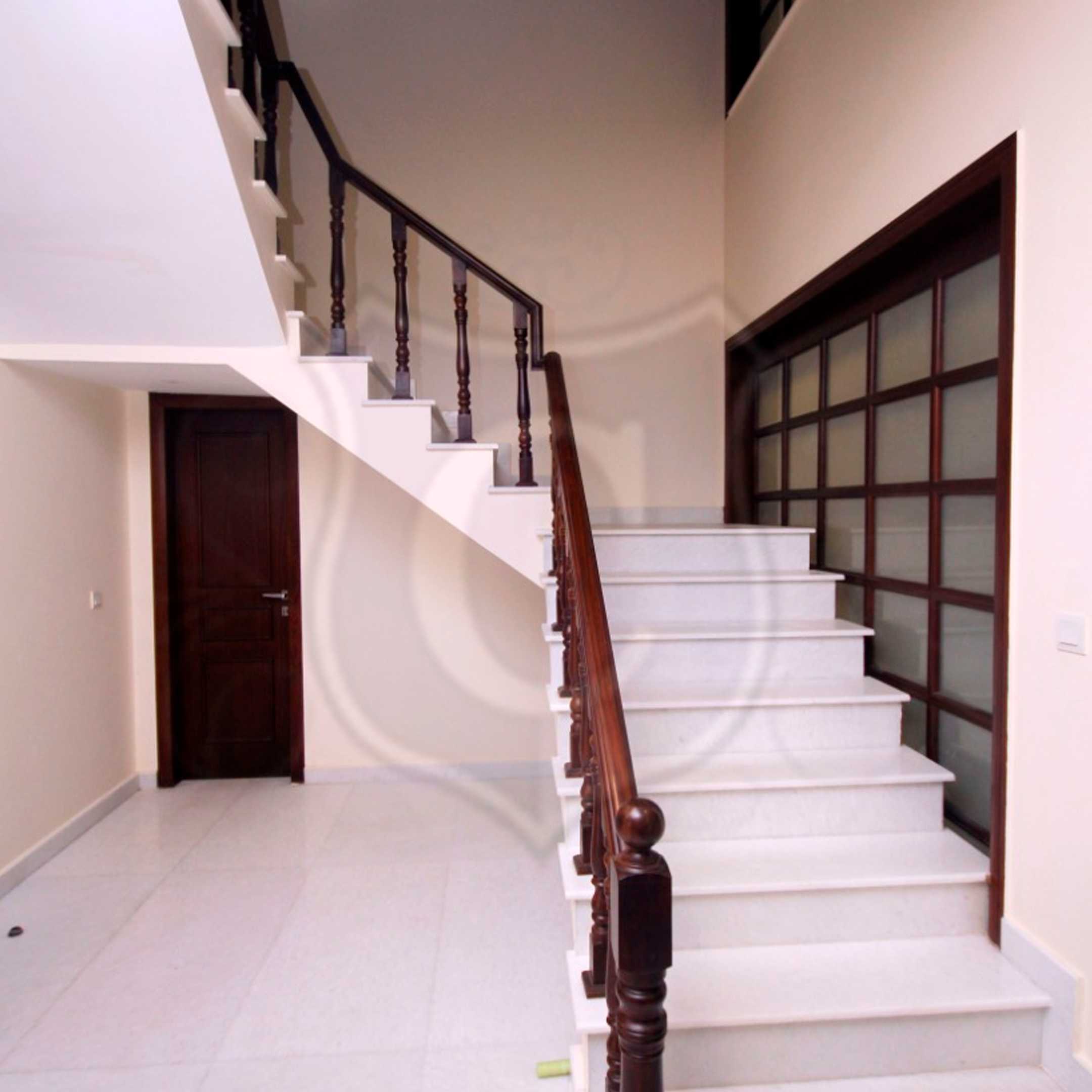 1 Kanal Stylish House For Rent in Phase 3 DHA