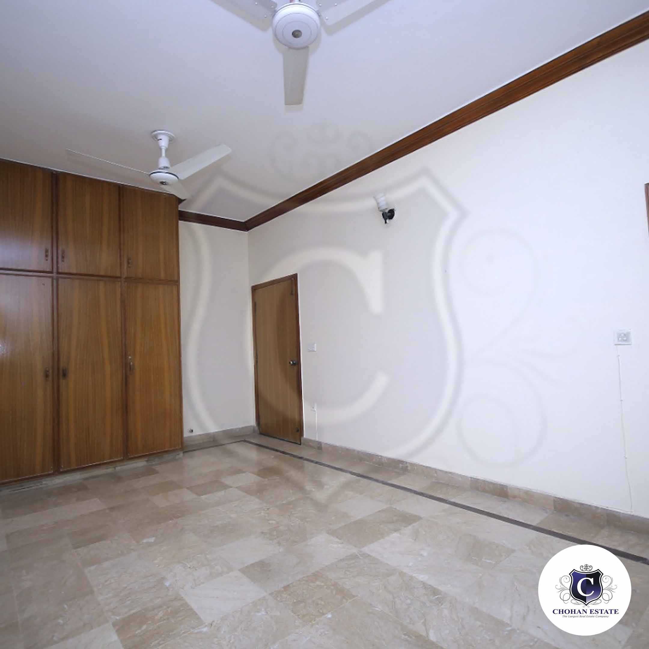 1 Kanal Lower Portion for Rent in Phase 2