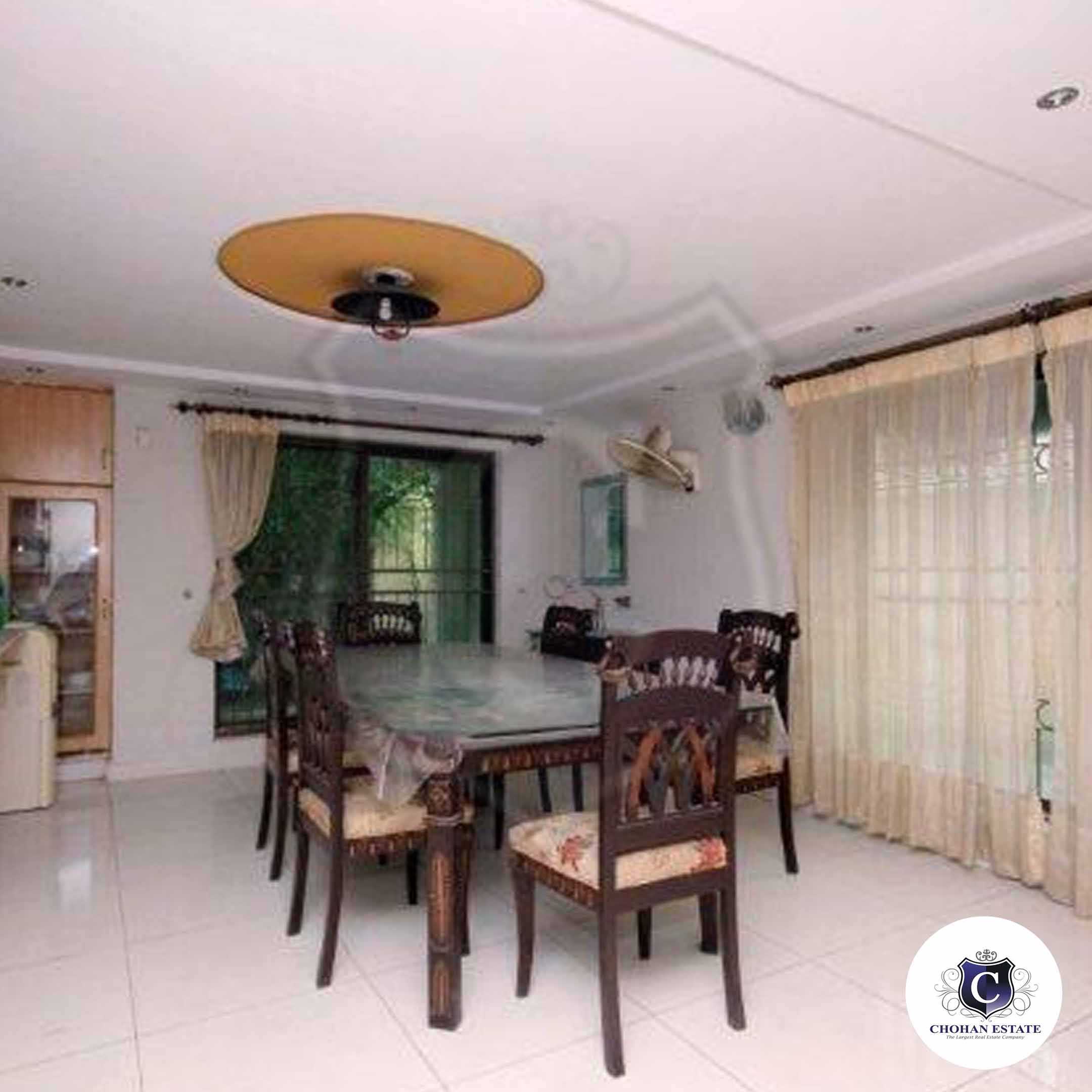 10 Marla Lower Portion Furnished Flat for Rent in Rahman Garden